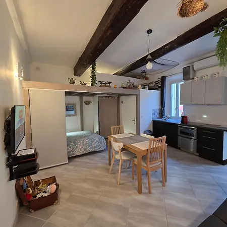 Meynadier 66 - Tres Calme Avec Cour Privative, Plage, Gare, Palais A 300m شقة