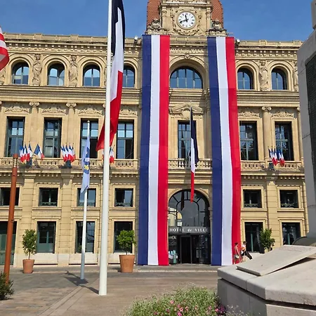 Apartamento Meynadier 66 - Très Calme Avec Cour Privative, Plage, Gare, Palais à 300m